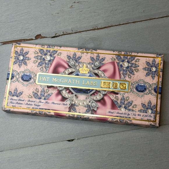 NEW IN BOX - Pat McGrath Labs Divine Blush Bronzer and Glow Trio - Picture 3 of 4